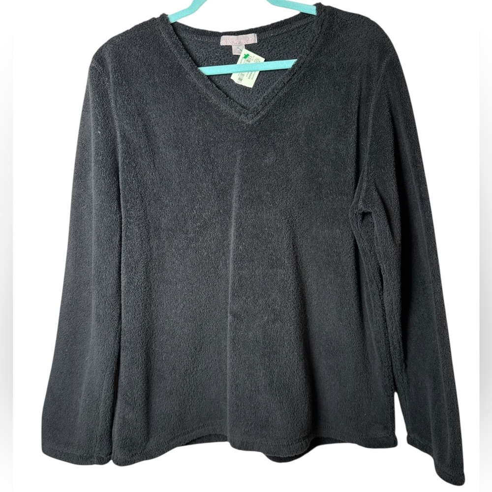 Willow Wear XL Cozy Fluffy Black Long Sleeve V-Neck Top